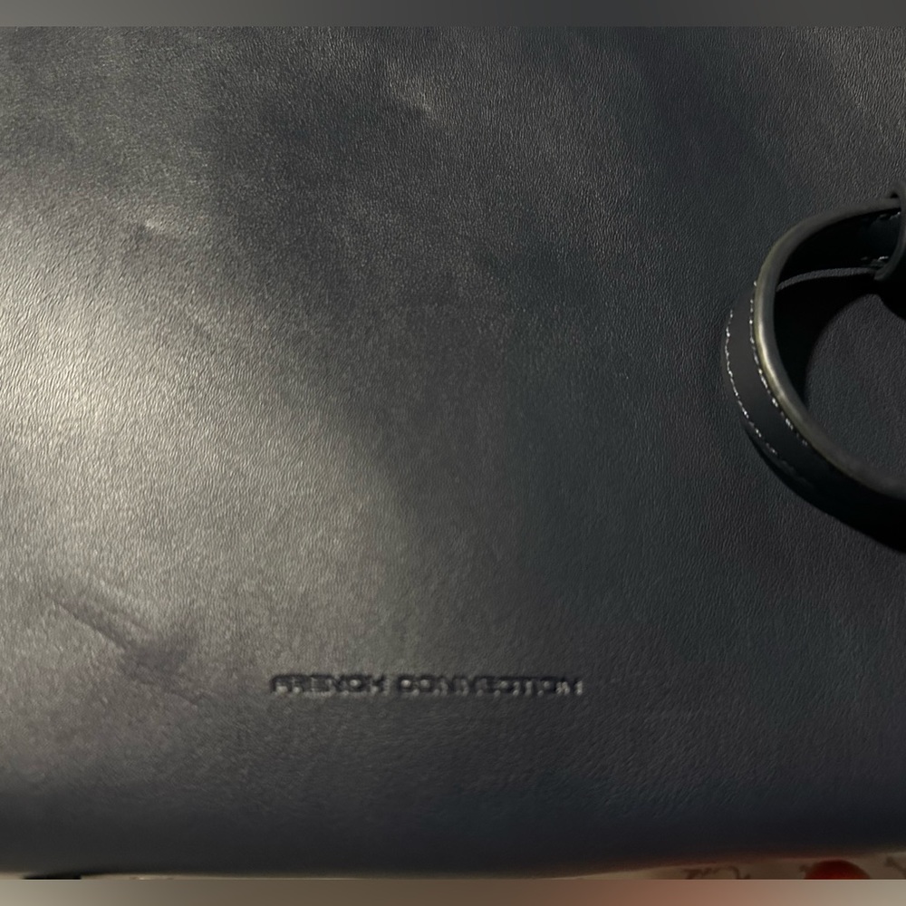 French connection, Navy Crossbody genuine leather, with Magnetic Closure.